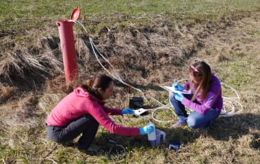 Etudes hydrogéologiques sur le terrain